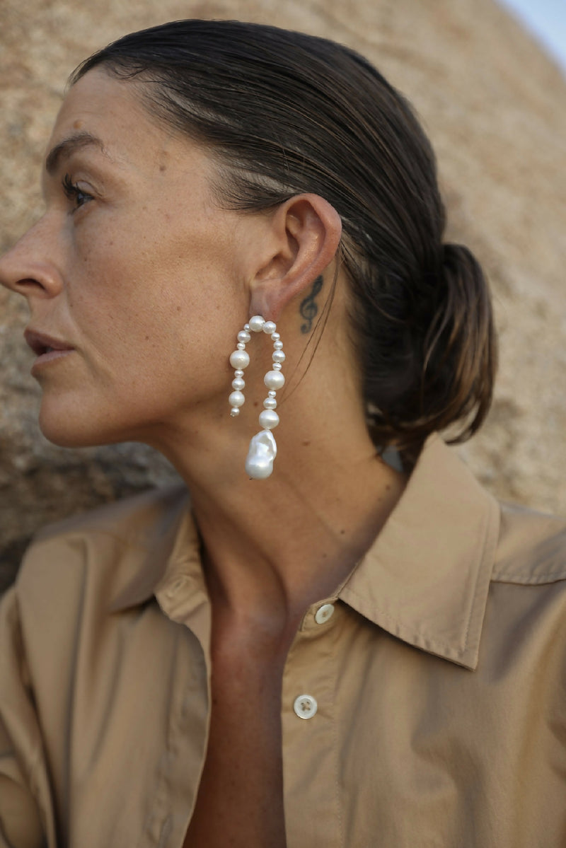 PEARL DANGLE STATEMENT EARRINGS