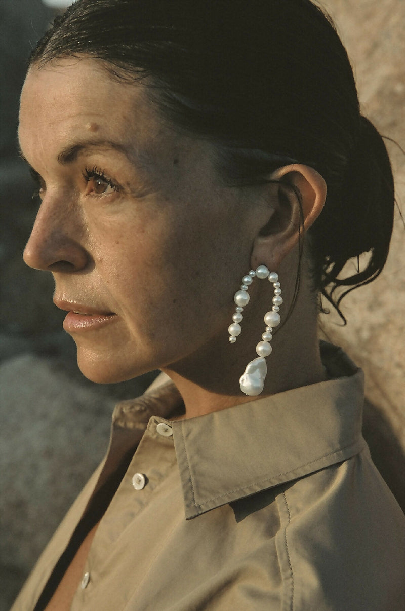 PEARL DANGLE STATEMENT EARRINGS