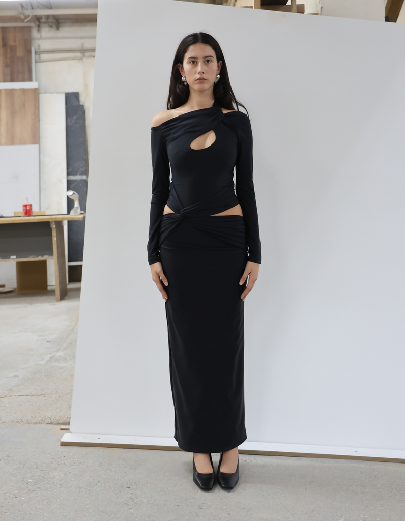 ORNYA Black Cut-Out Maxi Dress Maet 7