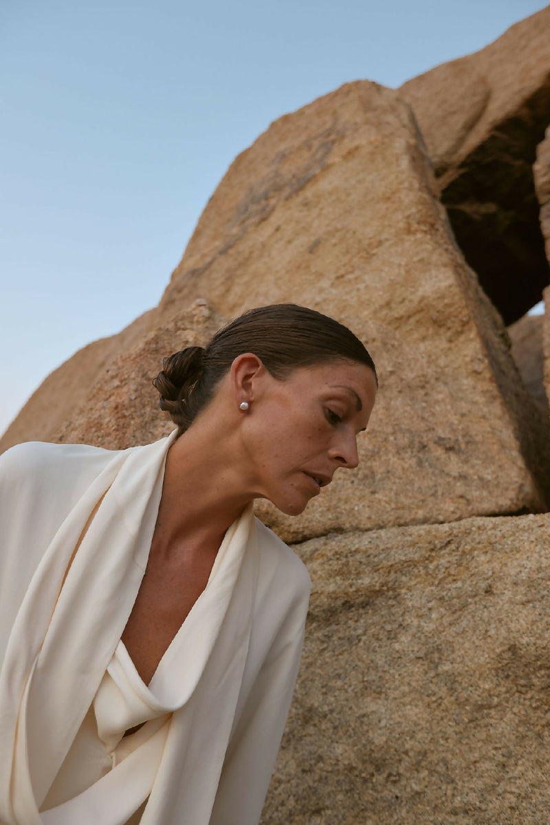 KESHI PEARL STUD EARRINGS