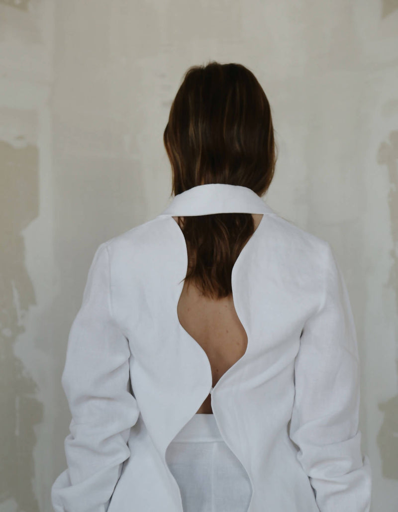 Aman White Shirt in Linen with Cut Out Back