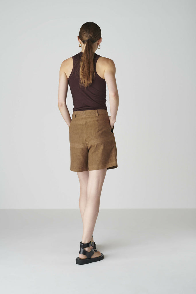 Bièl Shorts In Cappuccino Brown