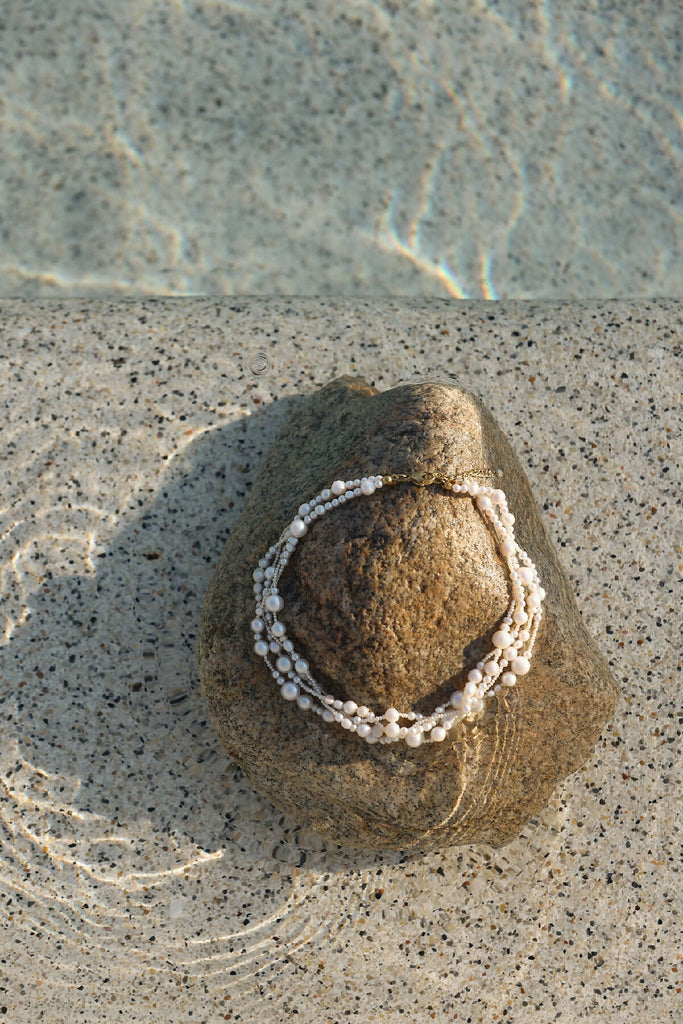 CHUNKY PEARL NECKLACE