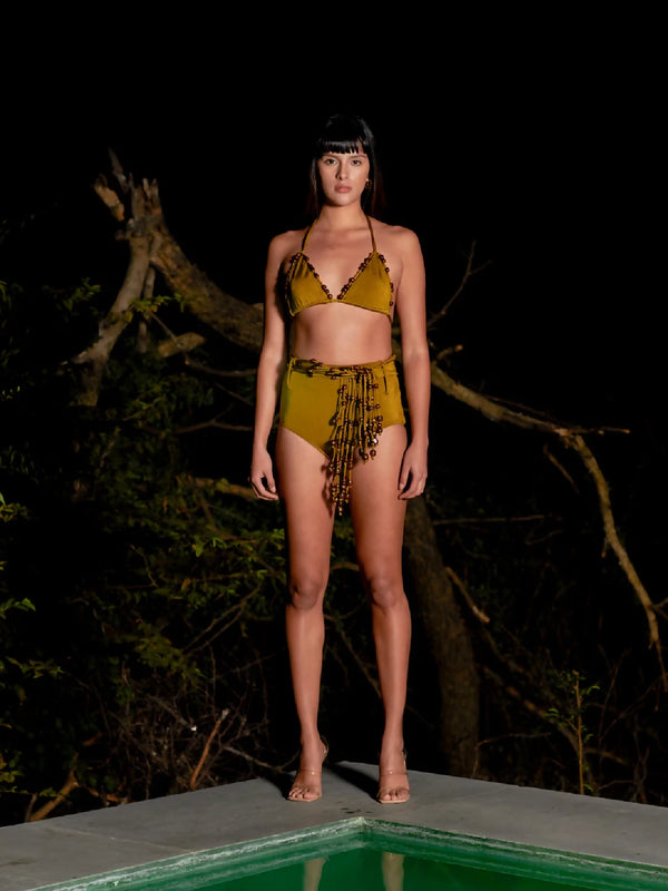 04_ecacef9d-ca8a-4170-85ab-c1507d9bab1b