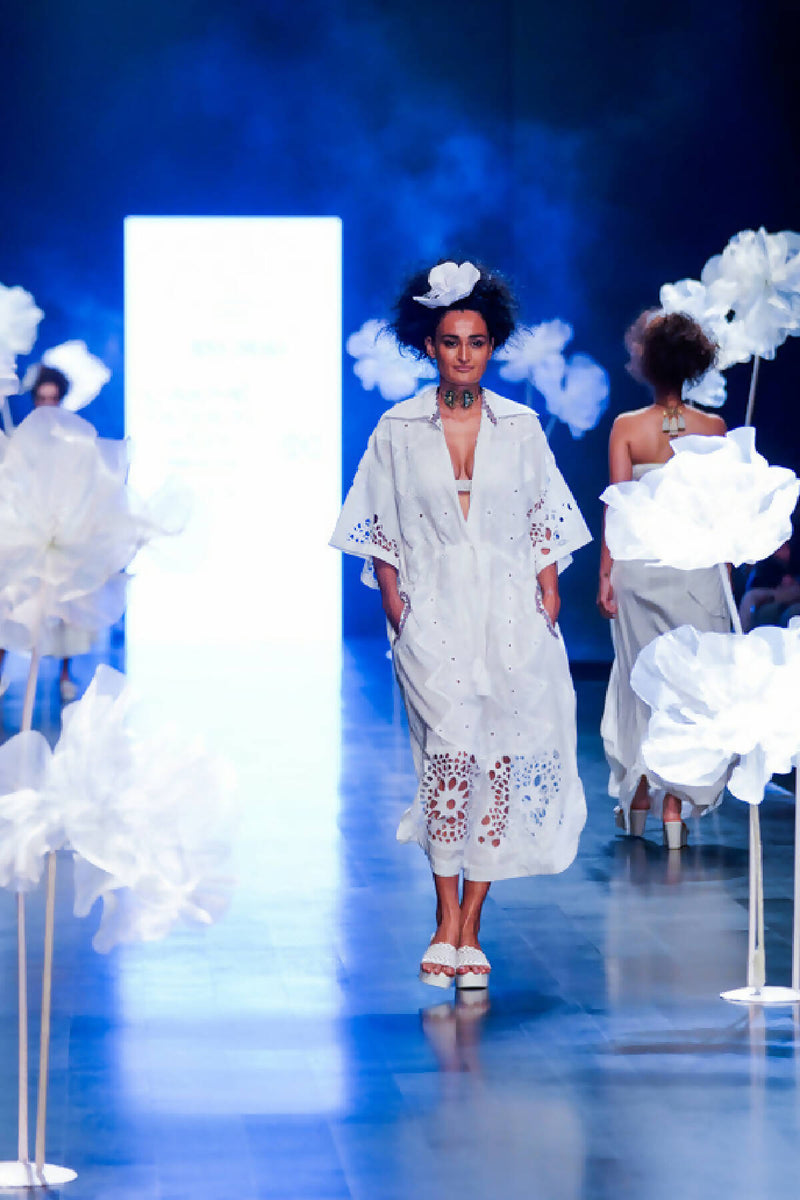 White Cutwork Detail Cotton Kaftan