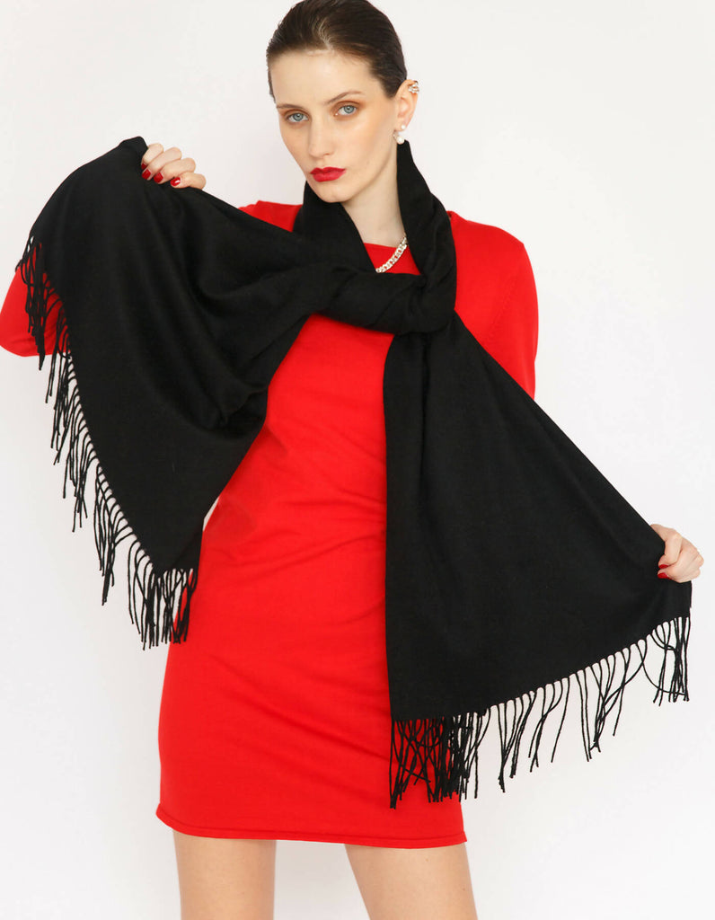 Serene Lambswool Shawl - Black