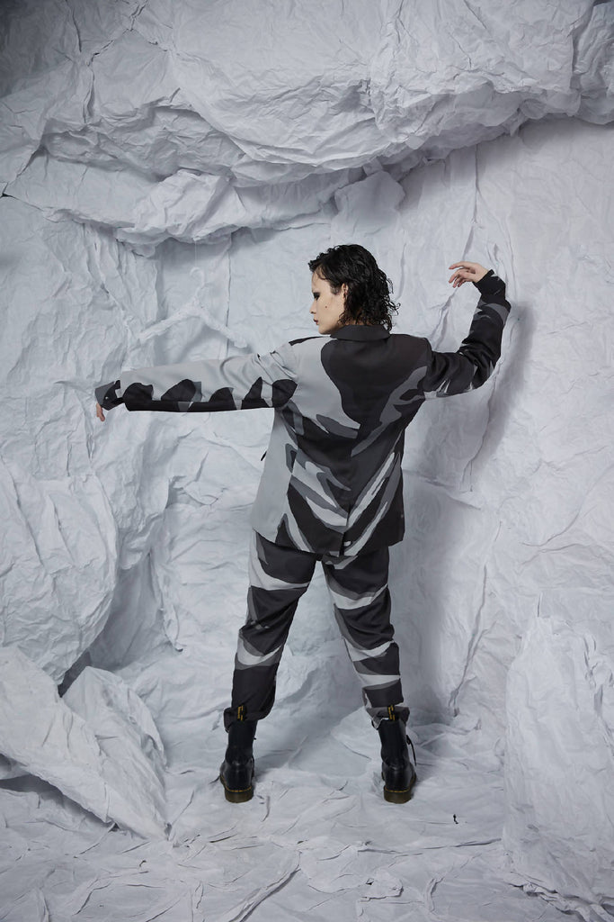 INF Classic Suit In 2D Black