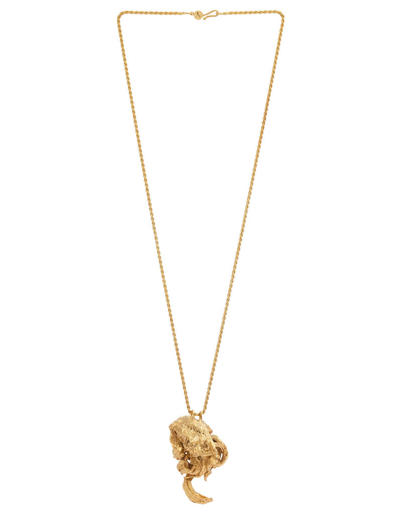 °'HRIAM “Extravaganza” is a gender neutral limited fashion jewellery collection made of flowers, gold plated necklace.
