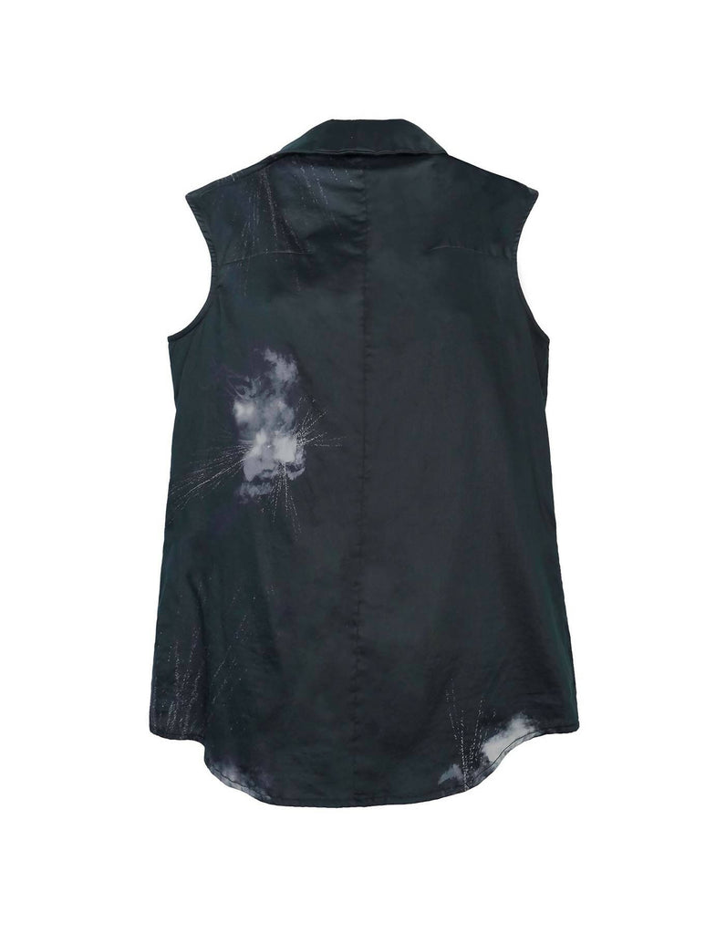 Transforming-Collar Shirt Without Sleeves