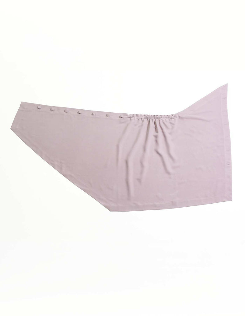 Sleeveness Top with Closed-Neck and Midi Skirt