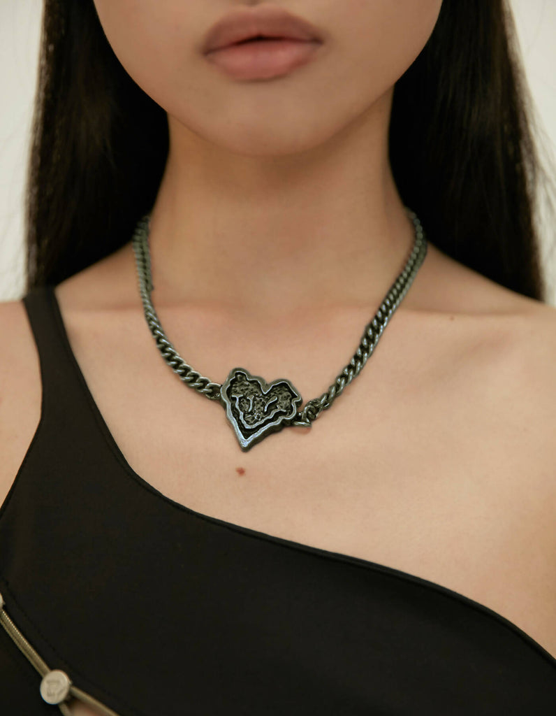 Chunky Flowing Heart Necklace