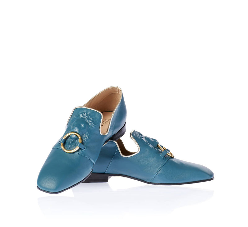 Iris Leone Flat