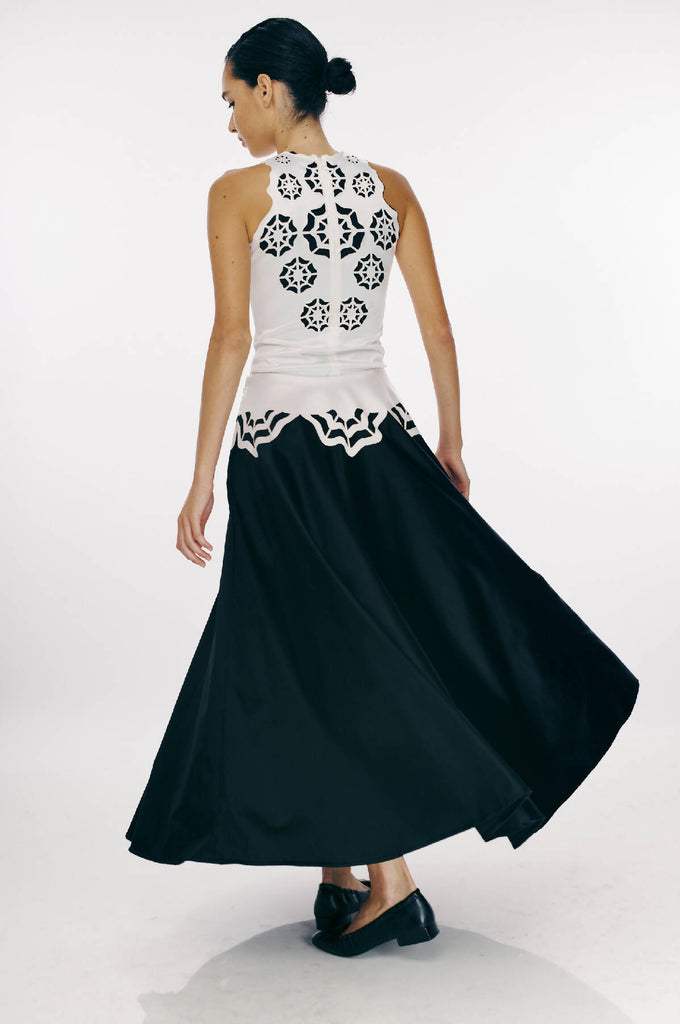 Crown flower skirt