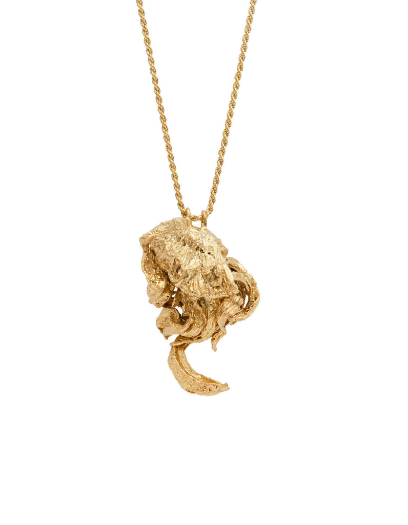 °'HRIAM “Extravaganza” is a gender neutral limited fashion jewellery collection made of flowers, gold plated necklace.
